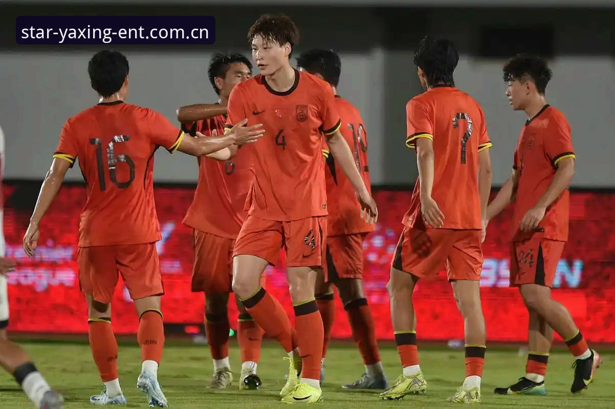 U19国足0-3溃败突尼斯背后：数据惨淡vs亚星赛事数据站真实播报，差距藏在细节里